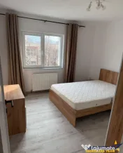 Apartament trei camere,Tractorul, Brasov