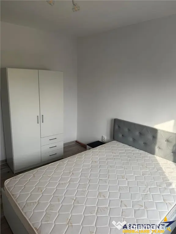 Apartament trei camere,Tractorul, Brasov
