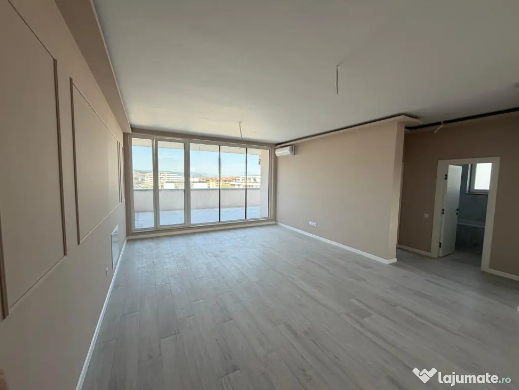 Penthouse de 3 camere, 81 mp, zona Cetății