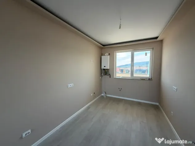 Penthouse de 3 camere, 81 mp, zona Cetății