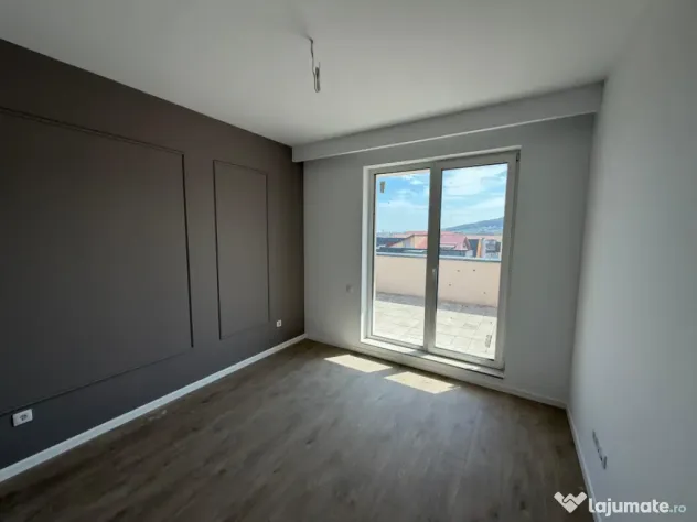 Penthouse de 3 camere, 81 mp, zona Cetății