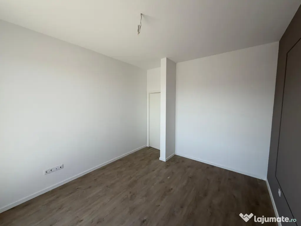 Penthouse de 3 camere, 81 mp, zona Cetății