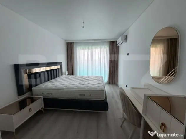 Apartament 3 camere, 2 bai, lux, A.C, parcare, zona: Frunzis