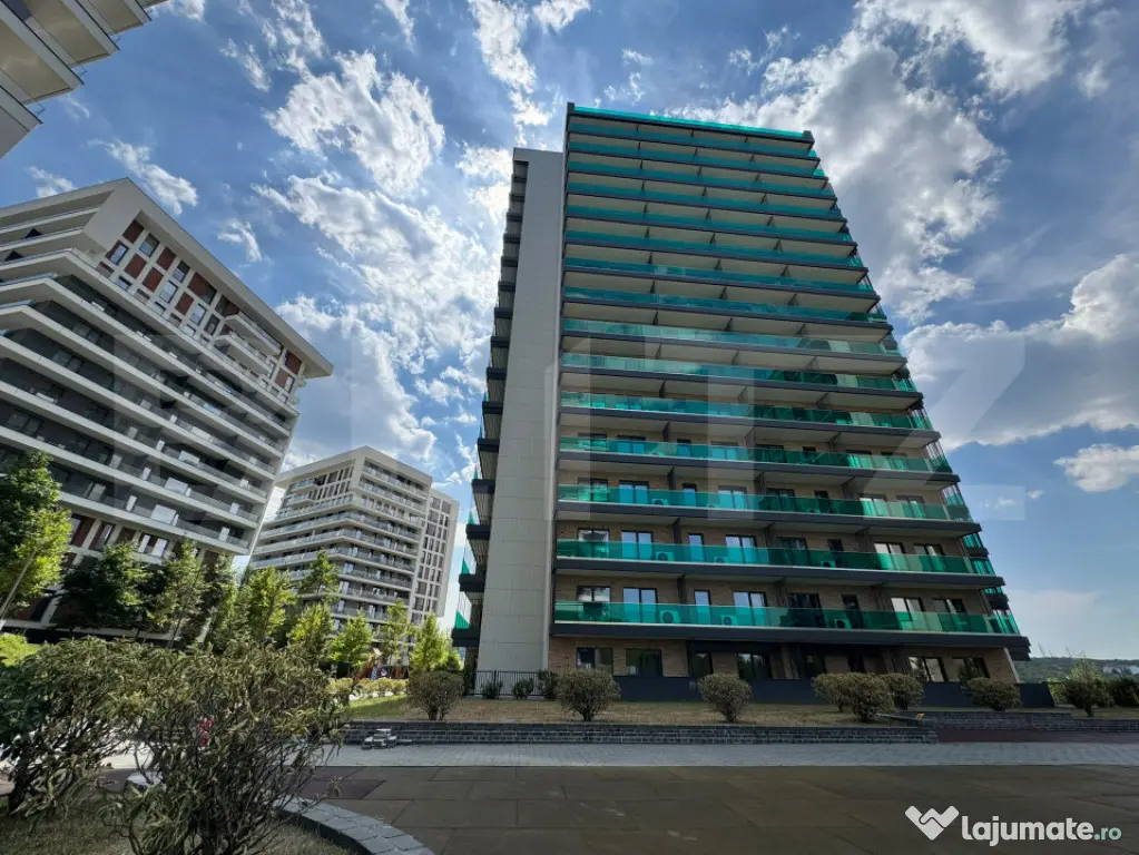 Apartament 3 camere, 2 bai, lux, A.C, parcare, zona: Frunzis