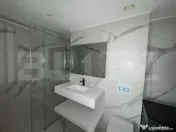 Apartament 3 camere, 2 bai, lux, A.C, parcare, zona: Frunzis