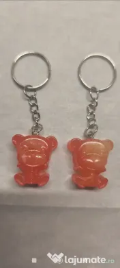 Brelocuri handmade rasina