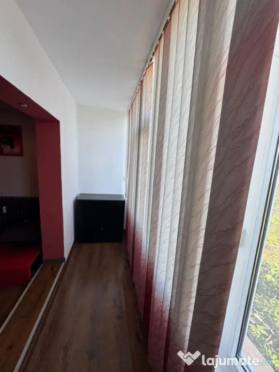Apartamenr 2 camere semidecomandat Brazda