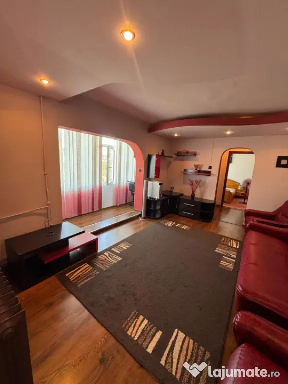 Apartamenr 2 camere semidecomandat Brazda
