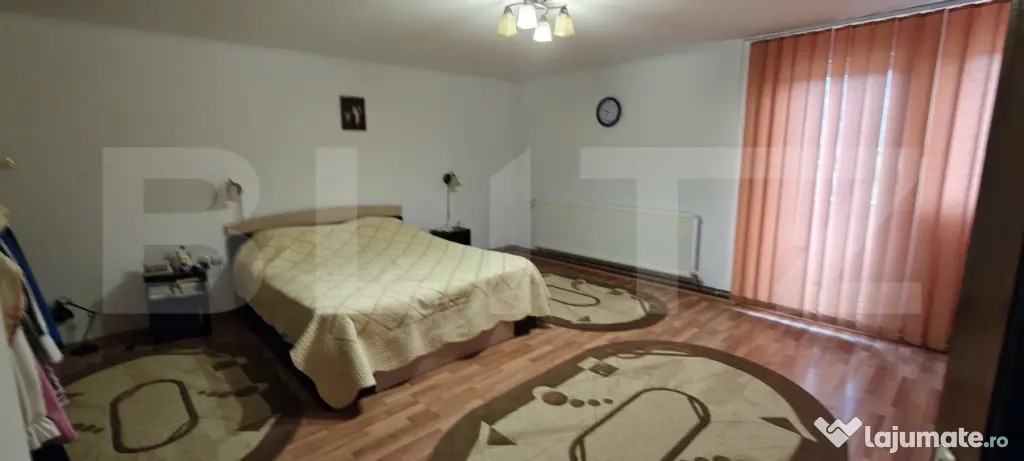 Casă de vanzare + teren generos de 7.238 mp | Ideal locuire