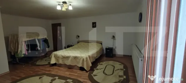 Casă de vanzare + teren generos de 7.238 mp | Ideal locuire