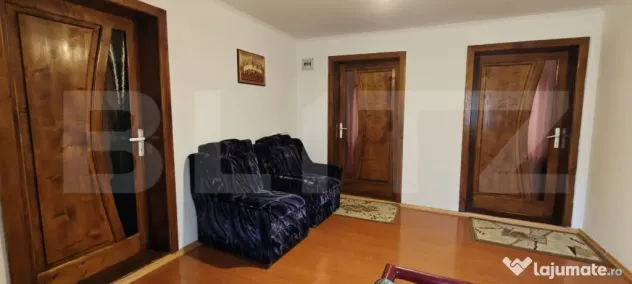 Casă de vanzare + teren generos de 7.238 mp | Ideal locuire