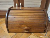 Cutie pentru pâine cu sertar și tocător 