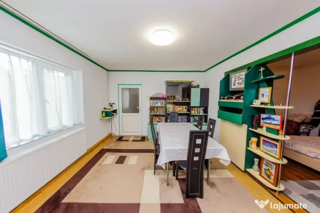 CASA cu TEREN generos , in linistea naturii