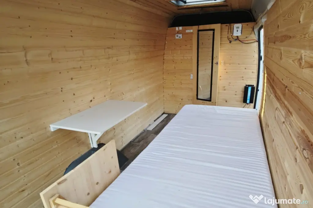 Mercedes Sprinter 313 CDI, stare foarte buna – autoutilitara/campervan