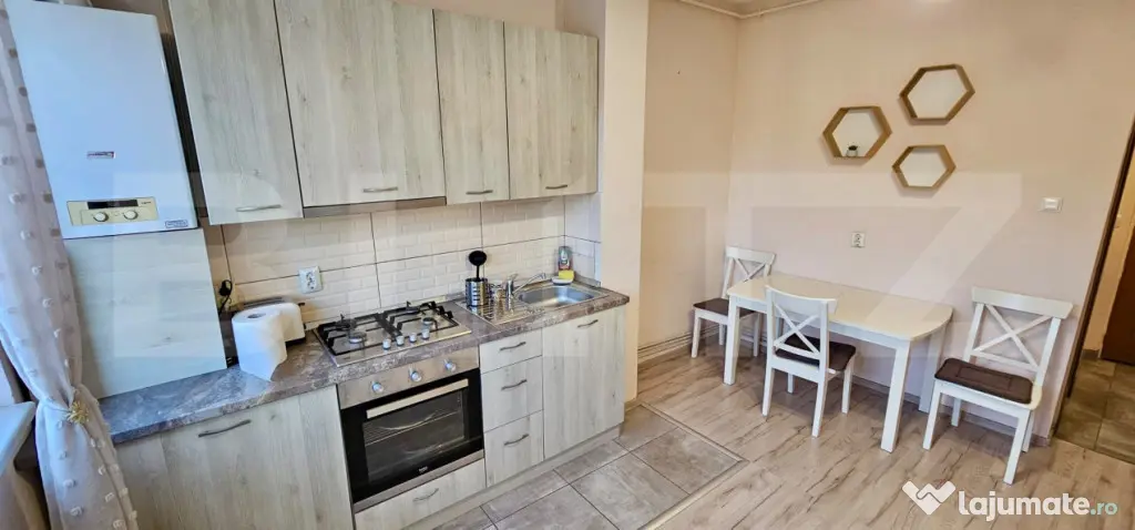 Apartament cu o camera, 43 mp, cartier Gruia
