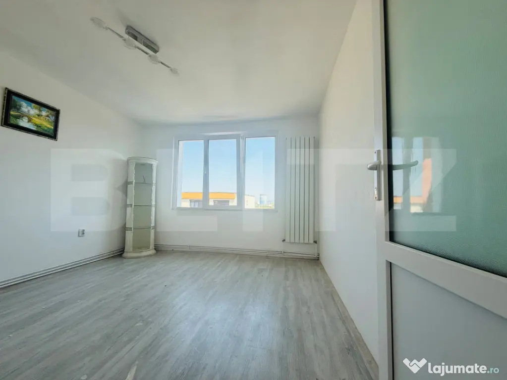 Apartament 2 camere, 54 mp – complet renovat, vedere super