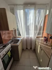 Apartament de închiriat cu 2 camere & balcon, semicentral-Z 