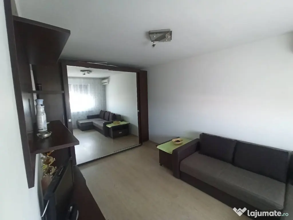 Închiriez apartament cu 1 camera stadion/complex