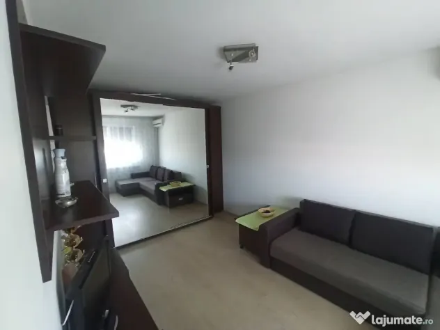 Închiriez apartament cu 1 camera stadion/complex