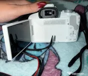 Aparat foto mirrorless Canon EOS R50