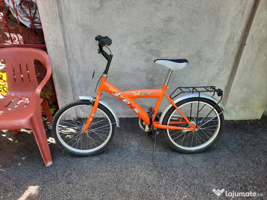 Vând bicicletă copii în stare bună