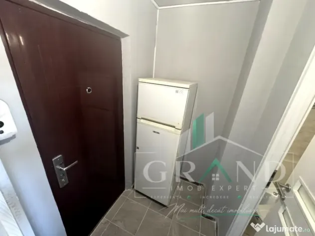 Garsonieră | Balcon închis | Etaj intermediar | Mărăști