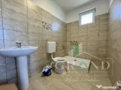 Casă individuală modernă de închiriat | Corușu–la doa