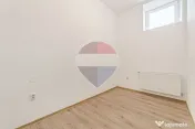Spațiu comercial sau pentru birou de închiriat în zona...