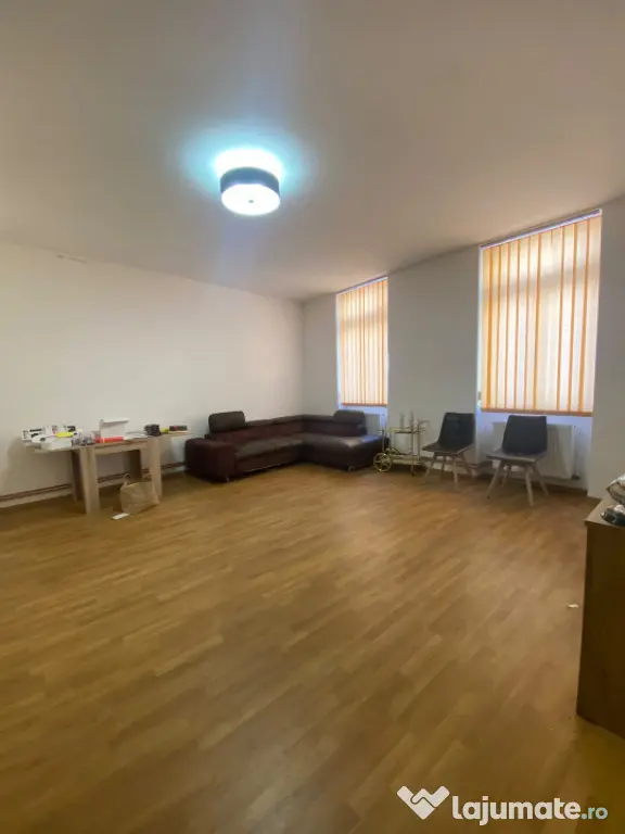 Spatiu comercial tip casa, 183mp utili, zona Ultracentrala