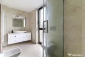 Casa LA CHEIE cu 5 camere si 4 bai, Buna Ziua, 200 mp, aproa