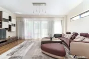 Casa LA CHEIE cu 5 camere si 4 bai, Buna Ziua, 200 mp, aproa