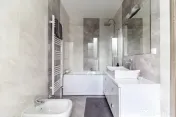Casa LA CHEIE cu 5 camere si 4 bai, Buna Ziua, 200 mp, aproa