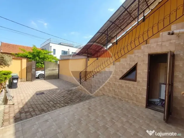 De închiriat casă duplex, 4 camere - Cantemir, Str. Lug... - Oradea (Bihor)