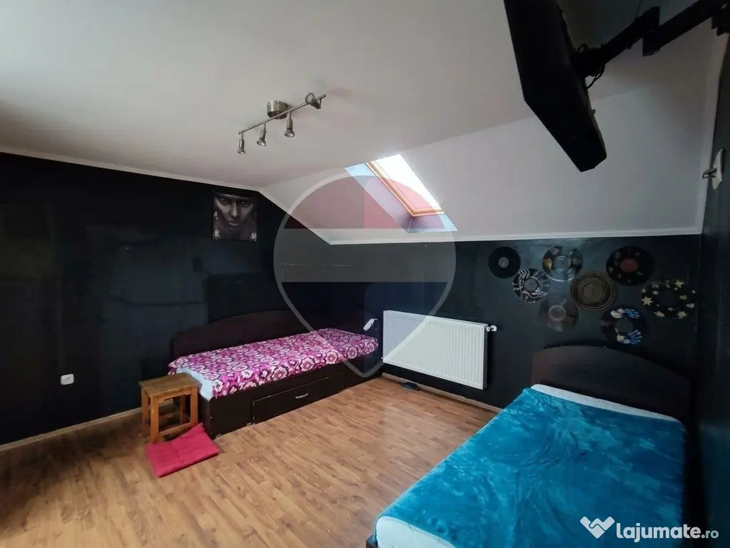 De închiriat casă duplex, 4 camere - Cantemir, Str. Lug... - Oradea (Bihor)