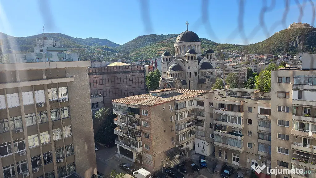 Vand apartament cu o camera in Deva, ultracentrala (Decebal, Ulpia) - Deva (Hunedoara)