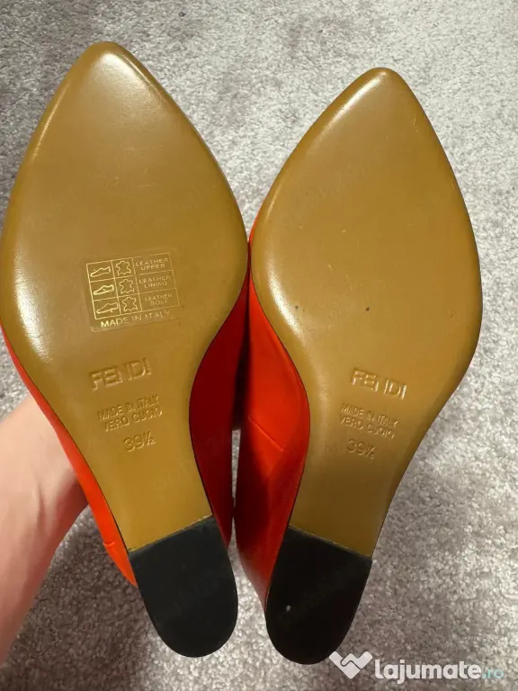 Pantofi Fendi dama noi