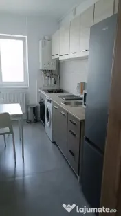 Berceni postalionului cu parcare