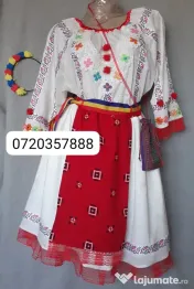Costum popular marimea M ,265 lei 