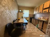 Apartament 3 camere decomandate, etaj intermediar, în Grigo 