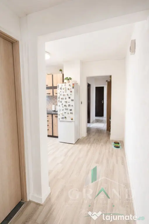 Apartament 3 camere decomandate, etaj intermediar, în Grigo - Cluj-Napoca (Cluj)