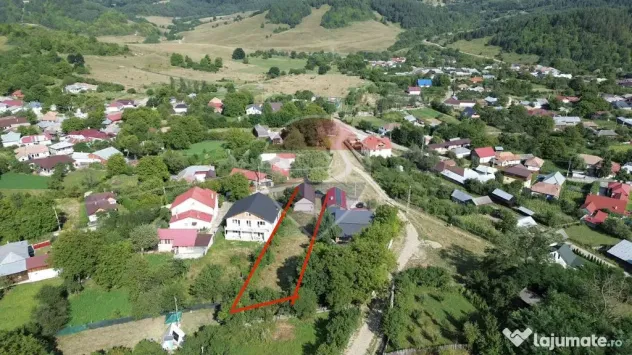 Casă cu teren zona Parc Soveja - Soveja (Vrancea)