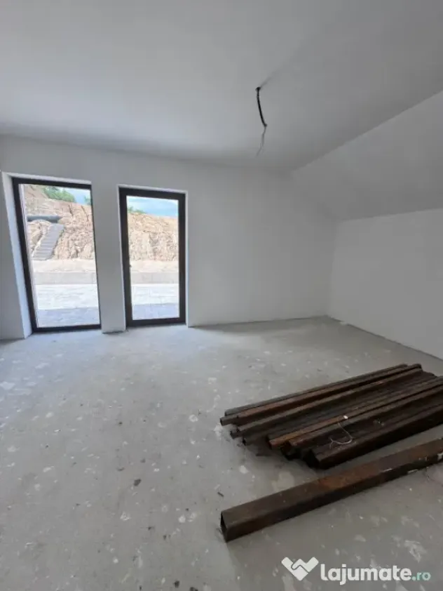 Casa 4 camere, 130, Zona Feleacu - Feleacu (Cluj)