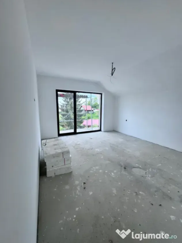 Casa 4 camere, 130, Zona Feleacu - Feleacu (Cluj)