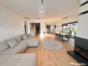 Casa ultra exclusvista, 305 mp, Zona Sub Cetate, Floresti