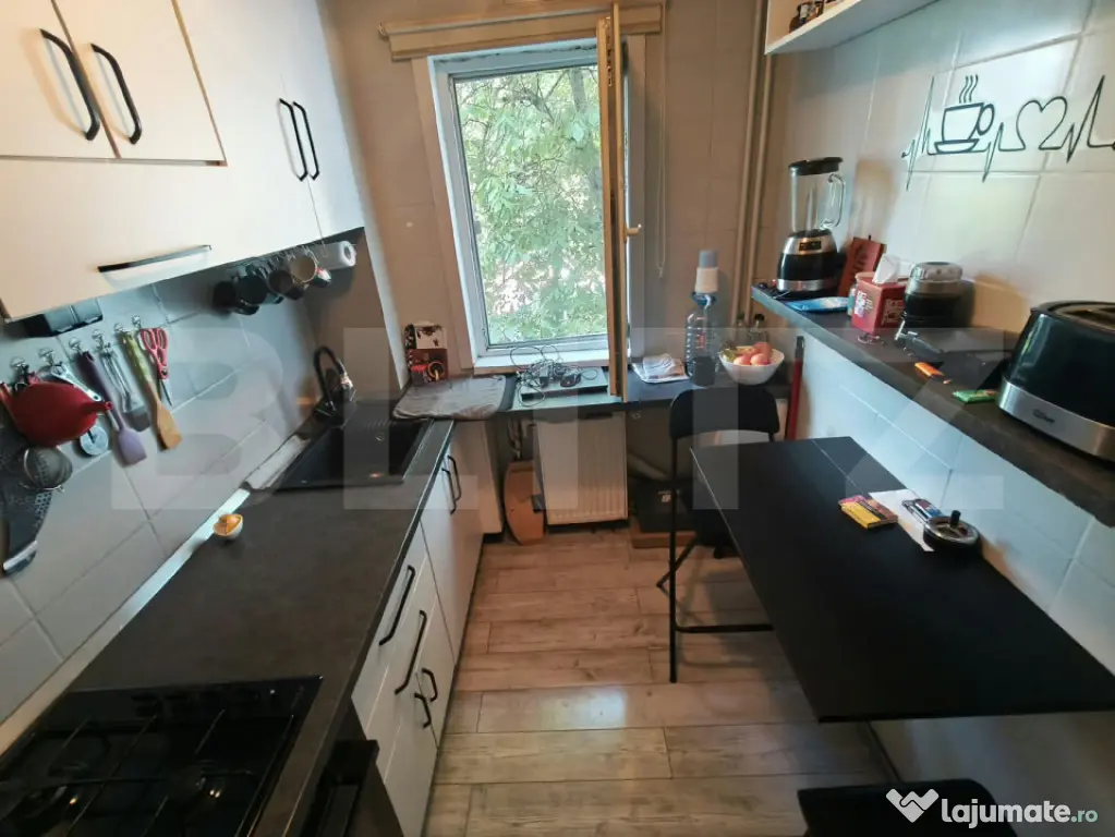 Apartament 3 camere, 54 mp, zona Rovine - Craiova (Dolj)