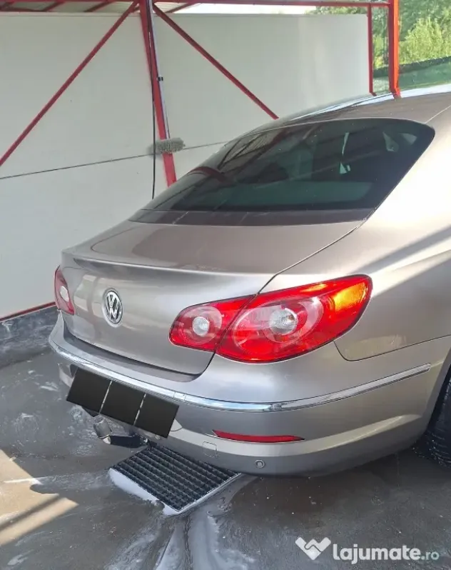Volkswagen Passat CC 2.0 benzină
