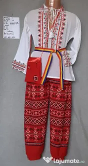 Costum popular pentru copii 6-7-8 ani, 195 lei 