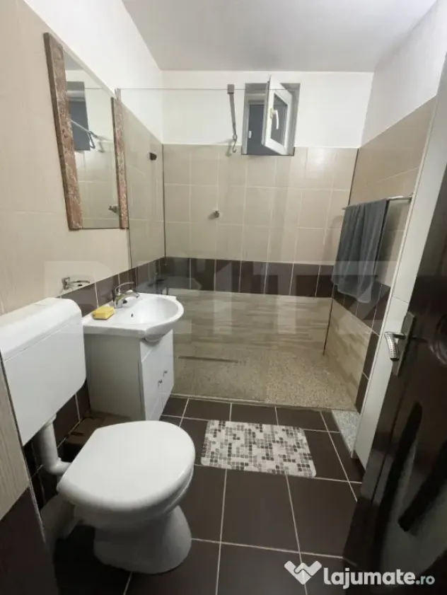 Apartament 2 camere, 50 mp, zona Bradet - Zalau (Salaj)