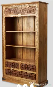 Biblioteca cu Rafturi si Sertare Sculptate