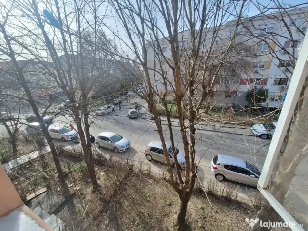 Apartament 3 camere - stradal - Tomis nord ( boema )- etaj 2 - str. Tulcei nr. 5